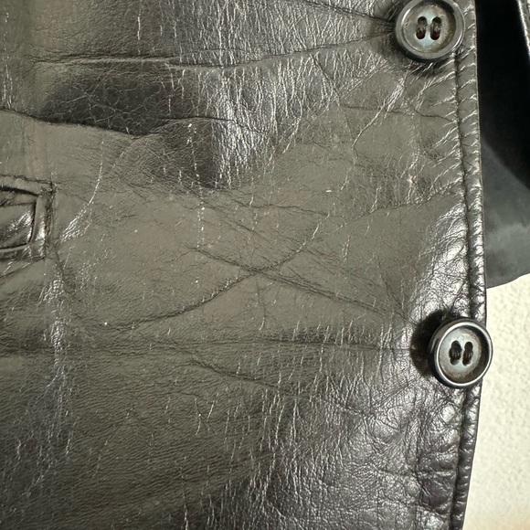 42 Tall Black Leather Vest | The Leather Shop Brand - Picture 8 of 10